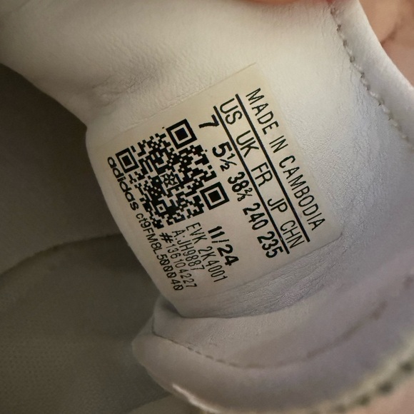 Adidas Women's Off-White and Light Gray Sneakers - Picture 7 of 7